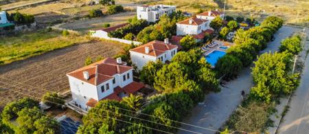 Bozcaada Destina Suit Otel