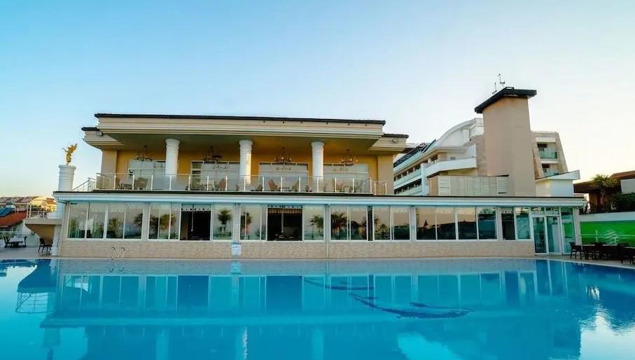 Club Hotel Victoria