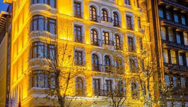 Mega Residence Hotel