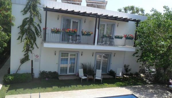 Satsuma Suites