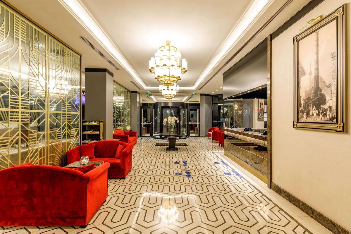 Ramada by Wyndham İstanbul Golden Horn
