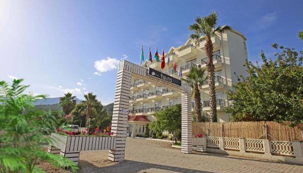 Malibu Garden Resort Hotel