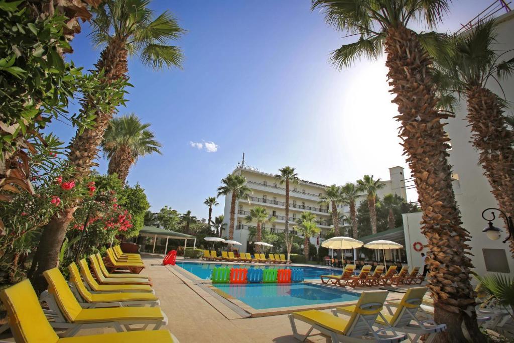 Malibu Garden Resort Hotel