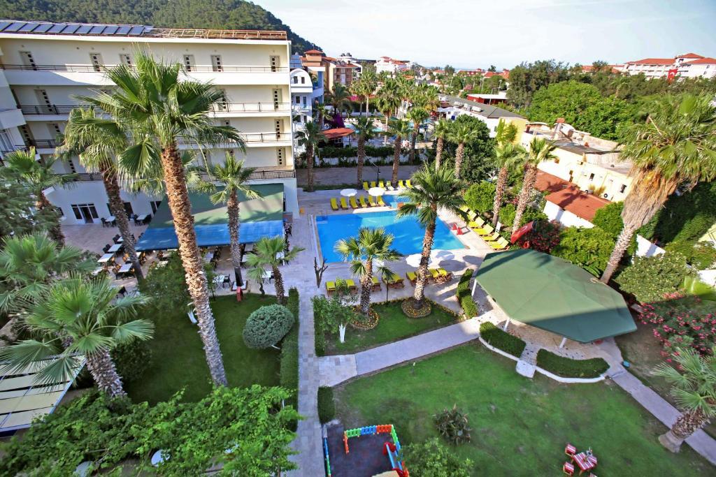Malibu Garden Resort Hotel