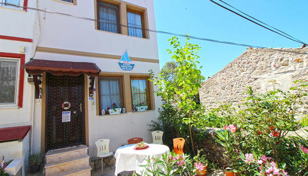 Uysal Pansiyon Bozcaada