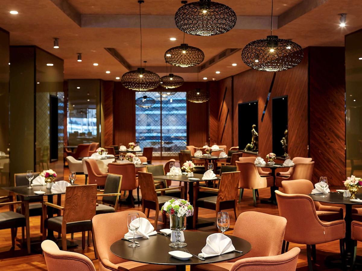 Pullman İstanbul Hotel & Convention Center