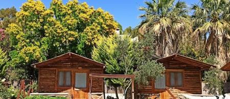 Pitos Bungalows