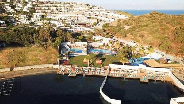 Sude Beach Resort Hotel