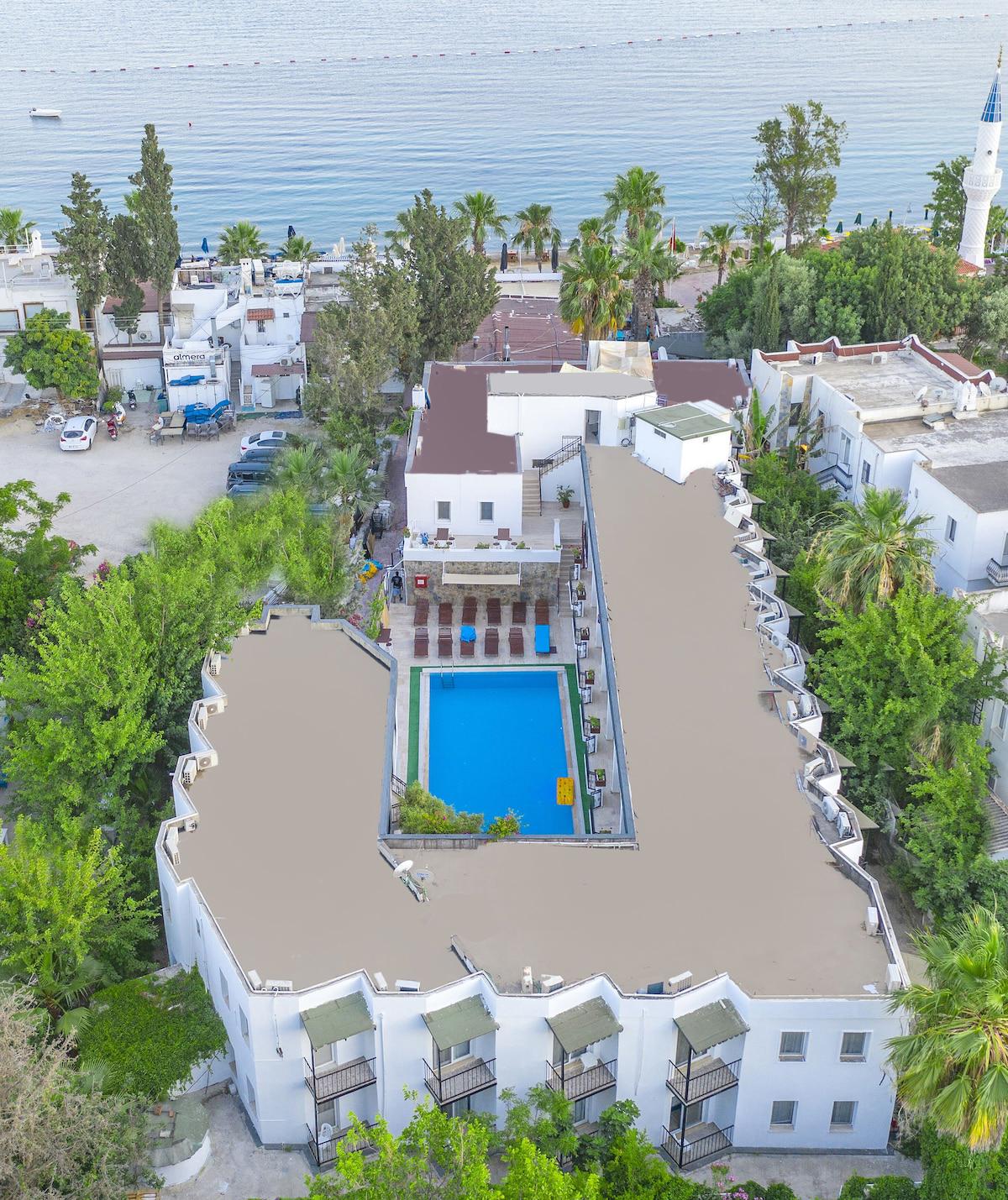 Blue Bay Beach Hotel