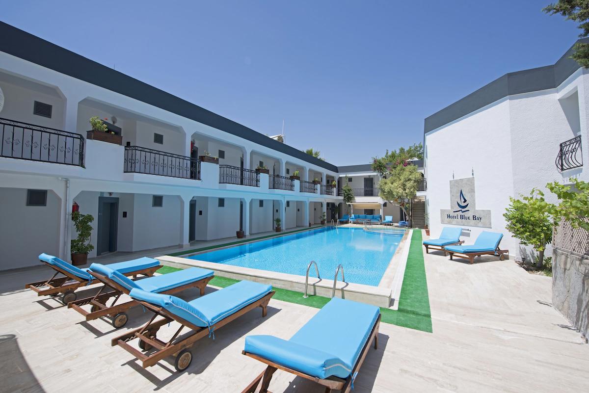 Blue Bay Beach Hotel
