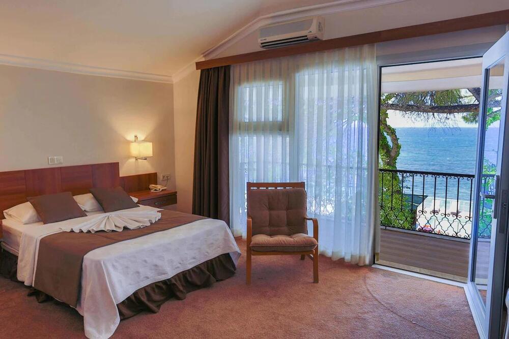 Melis Hotel