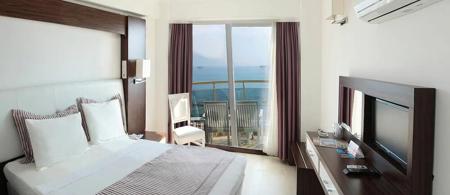 Arora Hotel