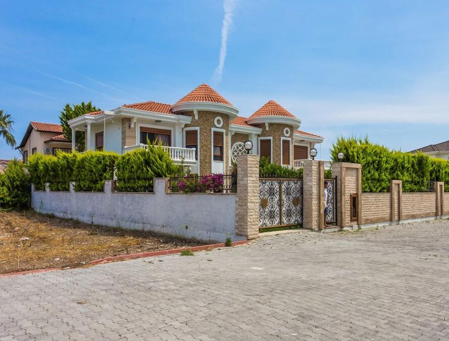 Villa Mare By Villatatilin