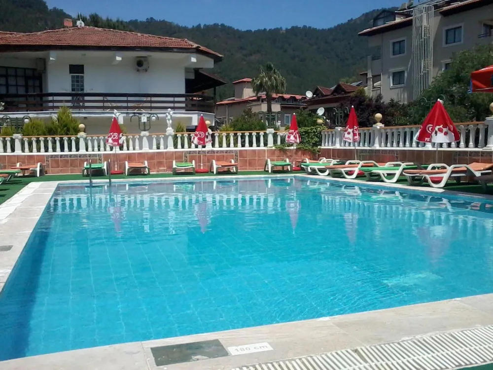 Hotel 47