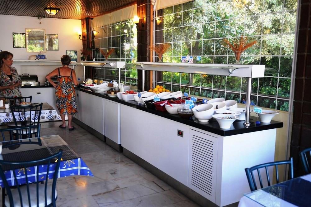 Navy Boutique Hotel