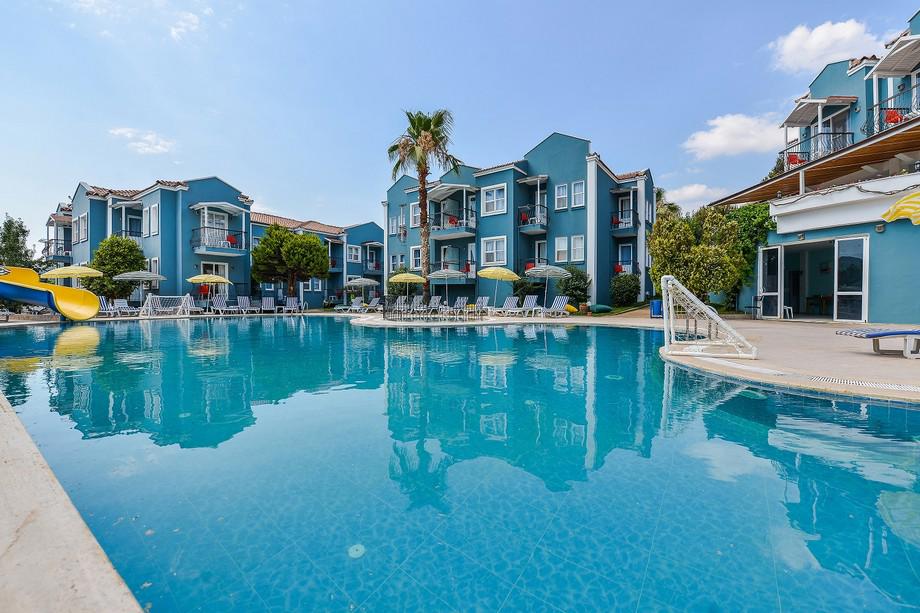 Blue Pearl Hotel & Apartments