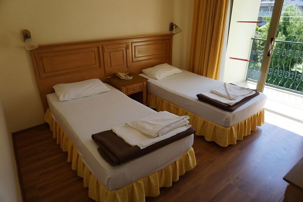 Sinem Hotel