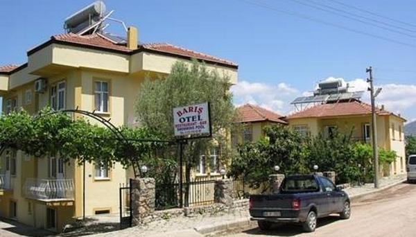 Baris Hotel