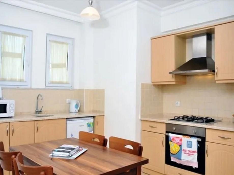 Deska Hisar Garden Apartments