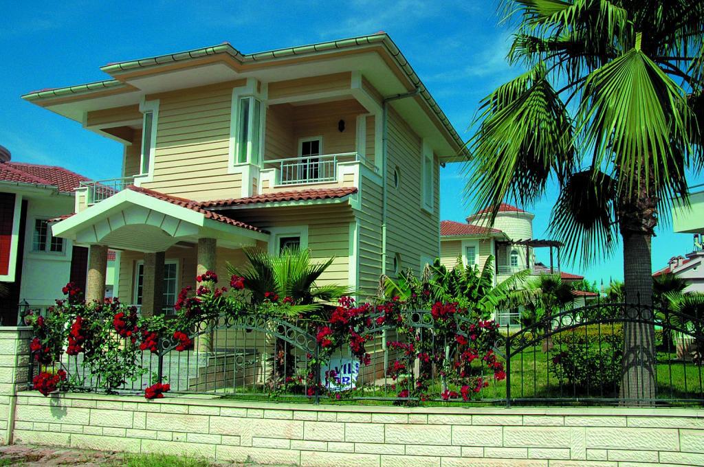 Tropicano Family Villas