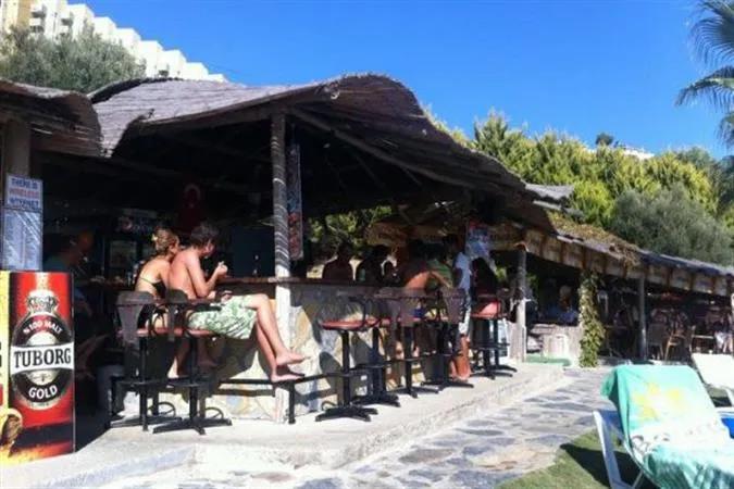 Sunrise Hotel
