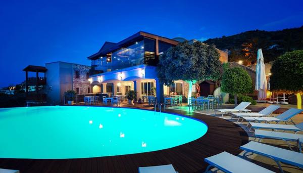 Temenos Luxury Hotel & Spa
