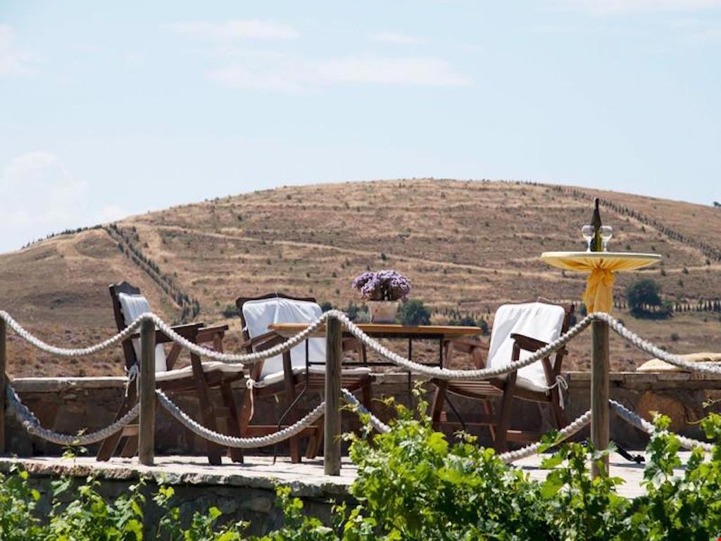 Lefkofris Otel