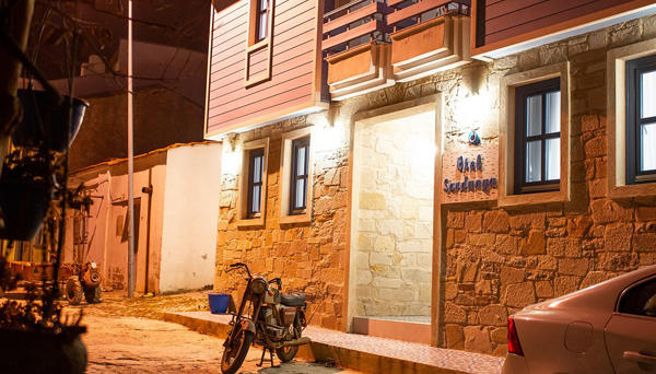 Sardunya Otel Bozcaada (+8)