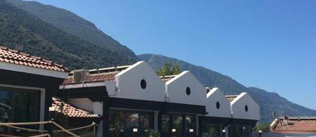 Mellis Beach Hotel