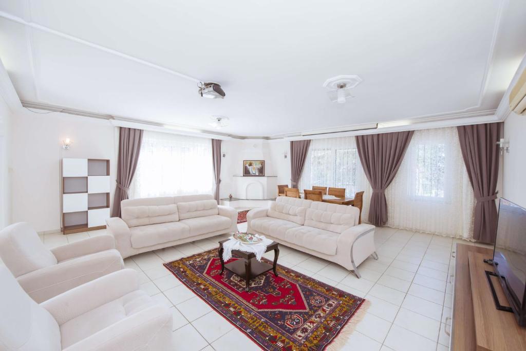 Infinity Yaniklar Villa