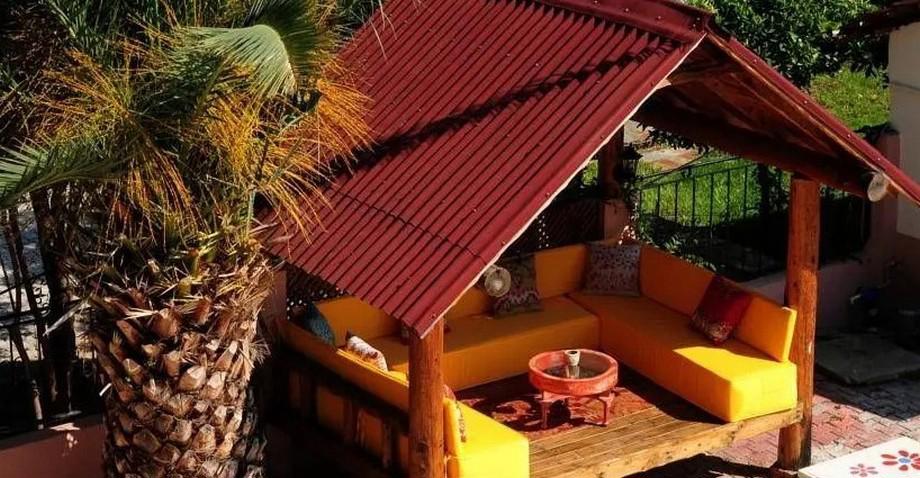 Flying Dutchman Hotel