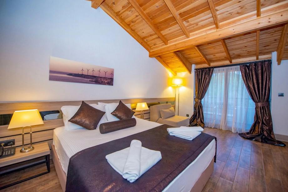 S3 Seahorse Hotel & Beach Club