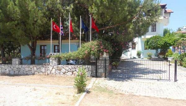 Klas Hotel