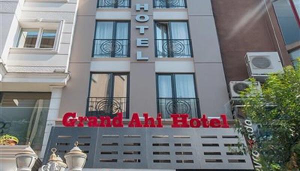Grand Ahi Hotel