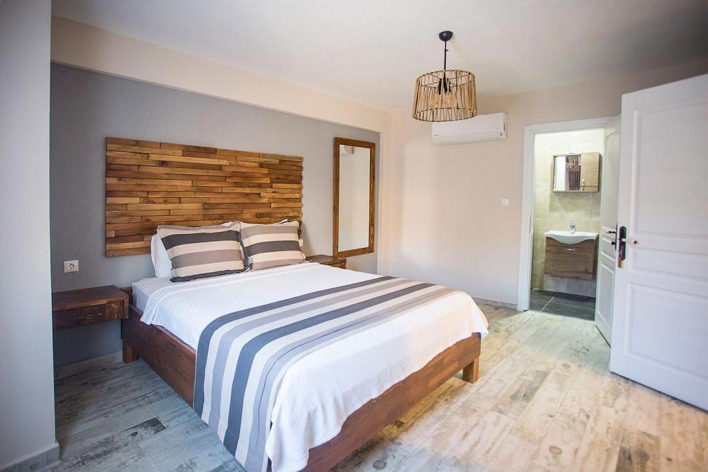Tenedion Hotel