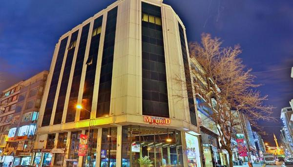Grand Madrid Hotel