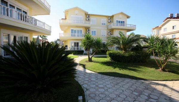 Cleodora Residence