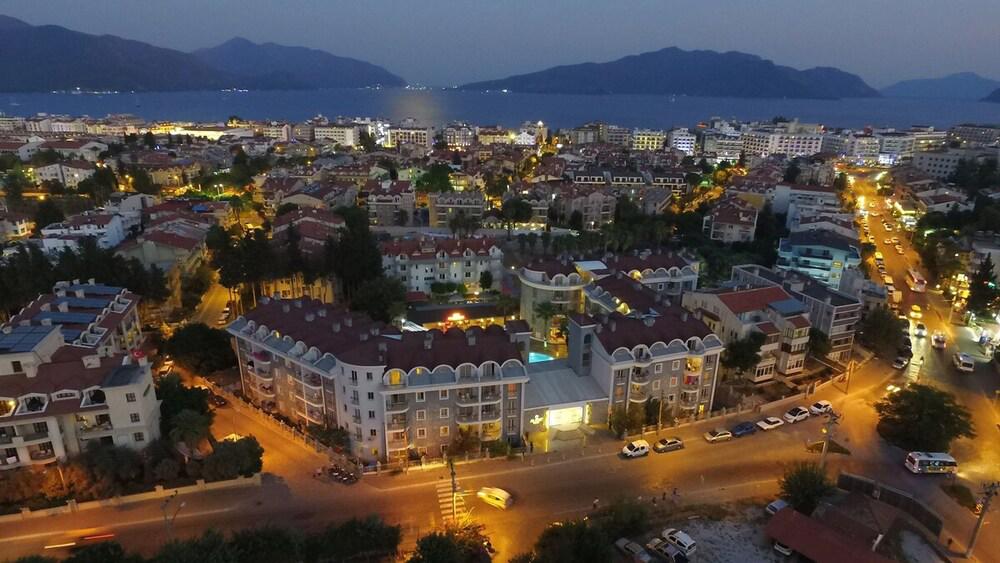 Alenz Hotel Apartments