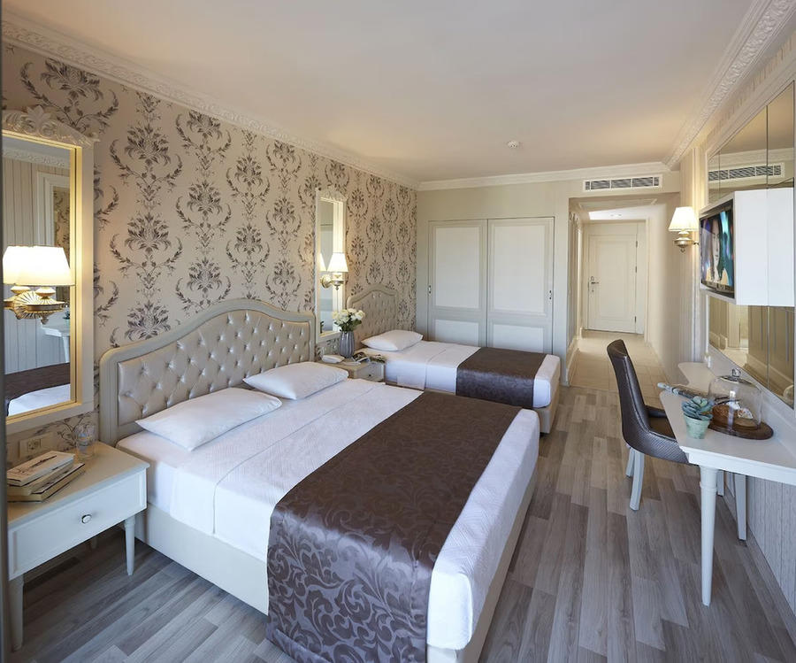 Emre Beach & Emre Hotel