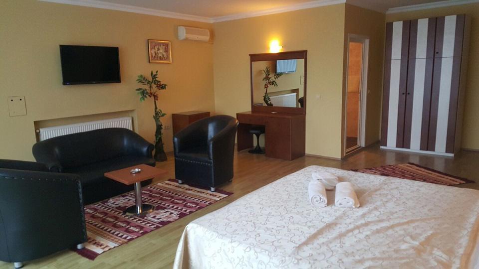 Ata Hotel