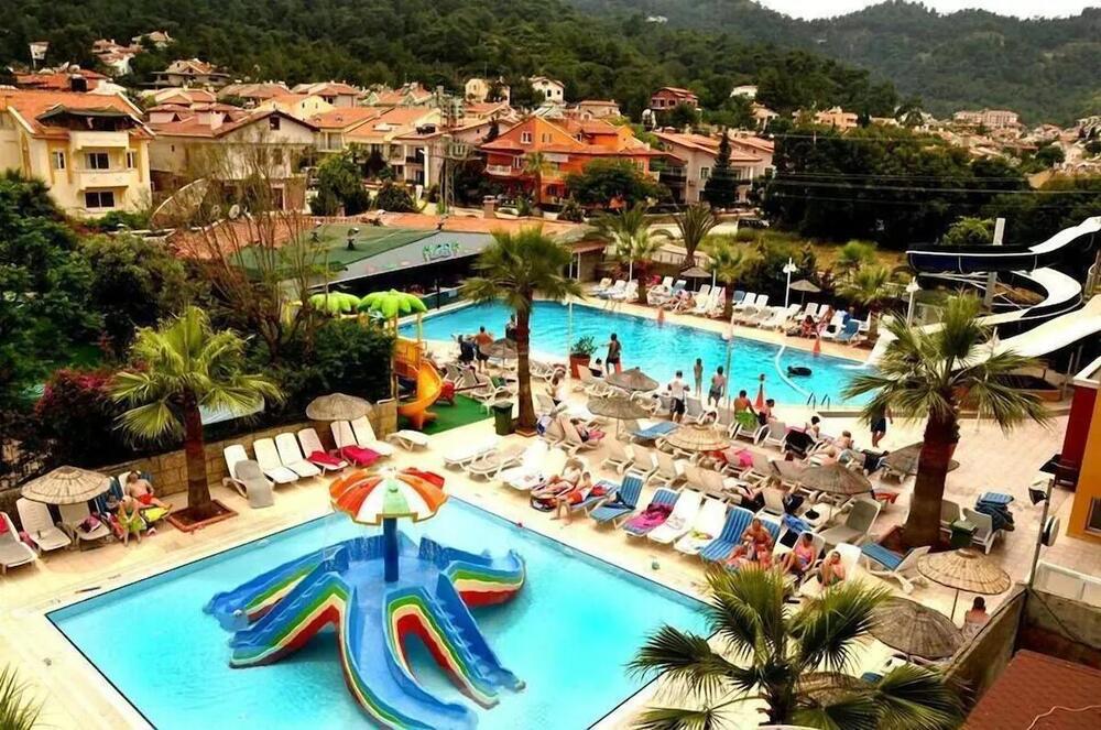 Club Alpina Apartments Hotel