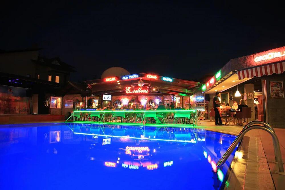 Club Alpina Apartments Hotel