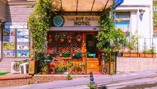 Walnut Shell Hotel
