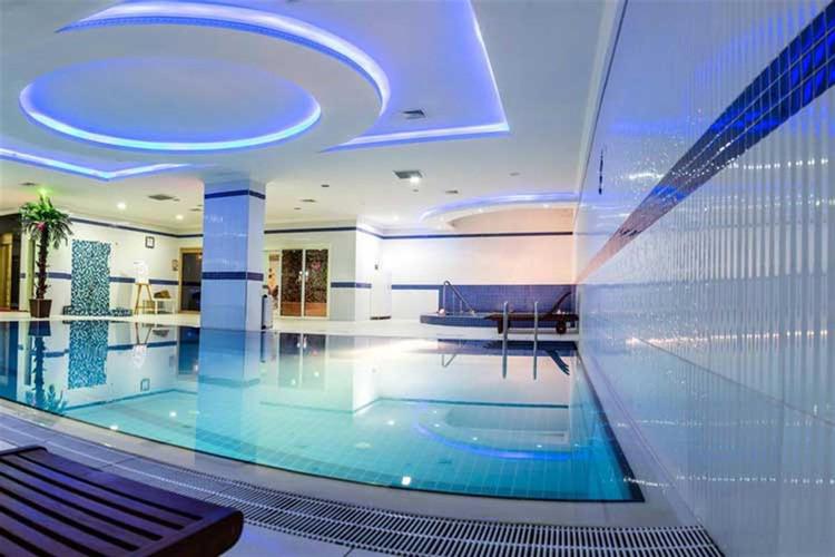 Grand Work Hotel