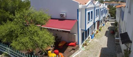 Iola Hotel