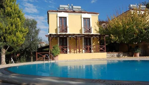 Gondol Apartments
