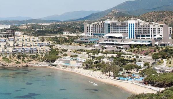 Aria Claros Beach & Spa Resort
