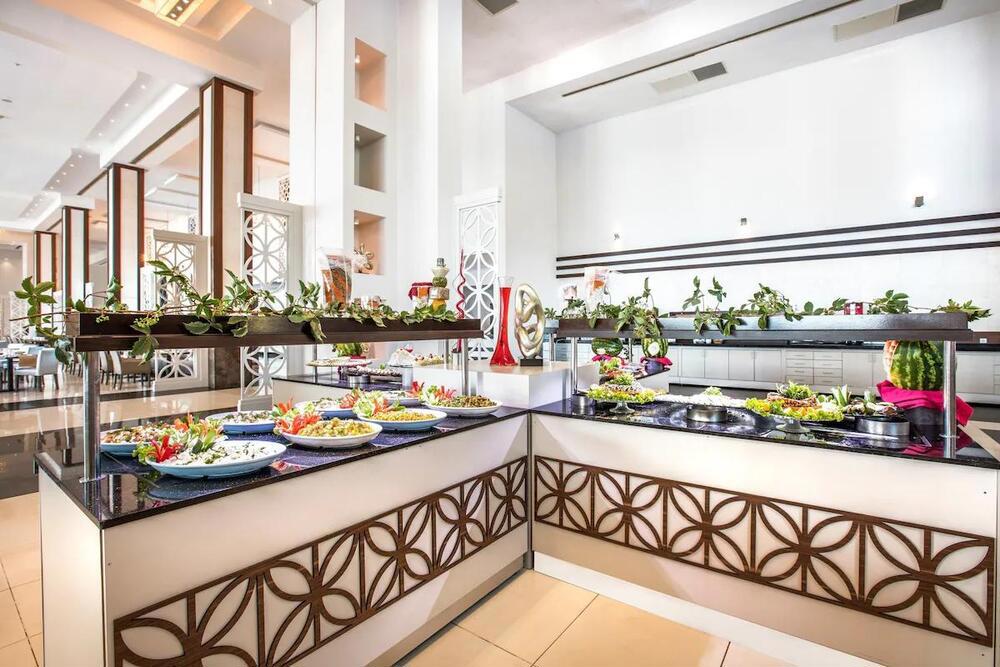 Aria Claros Beach & Spa Resort