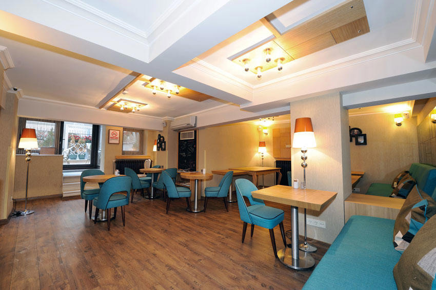 Collage Pera Hotel