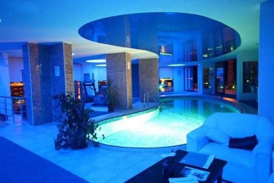 Sunset Beach Club